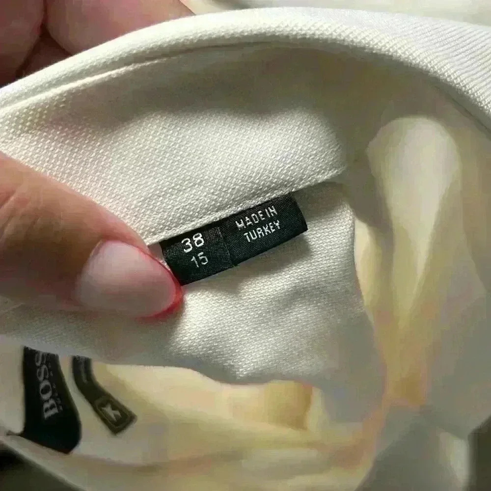 Hugo Boss Button Down - Picture 4 of 4
